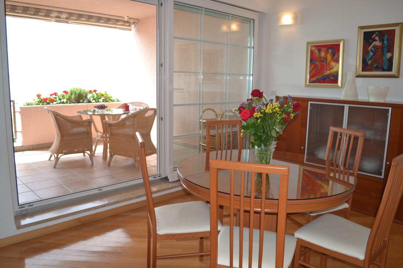 Apartment Sunny Split Exterior photo